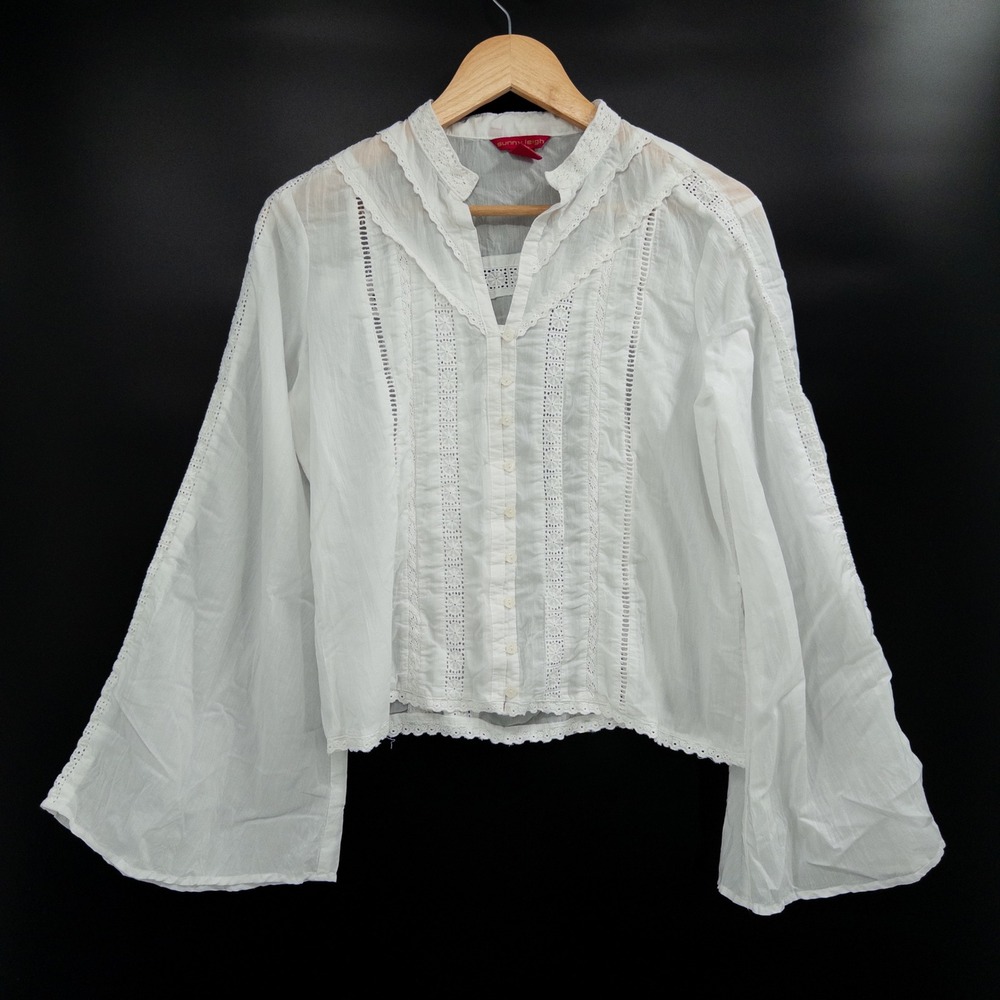 Vintage Y2K Top Women M White Lace Bell Sleeve Boho Cottage Fairy Romantic Angel